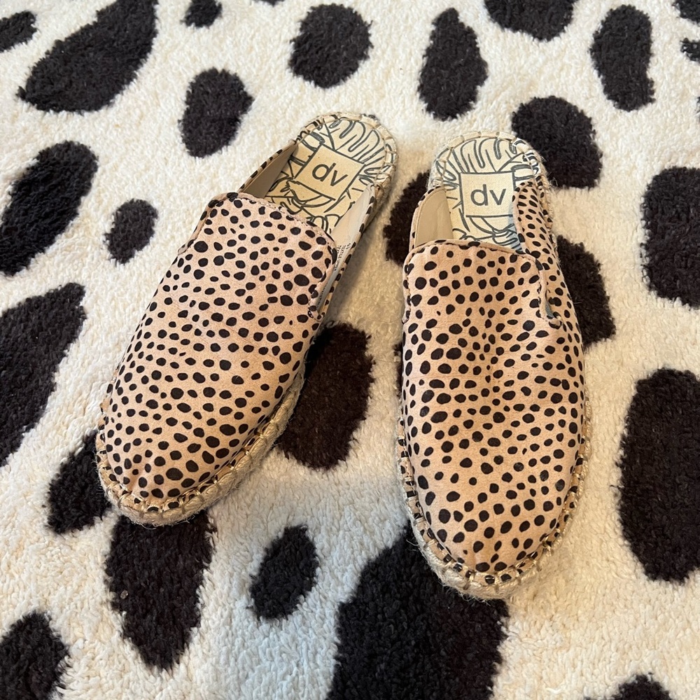 Womens target DV slides